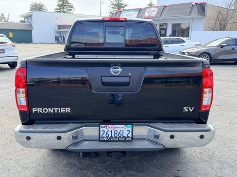 Used 2016 Nissan Frontier SV w/ SV Value Truck Package RWD image 5