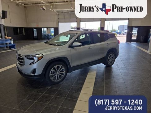 Used 2019 GMC Terrain SLT w/ Preferred Package AWD/4WD image 1