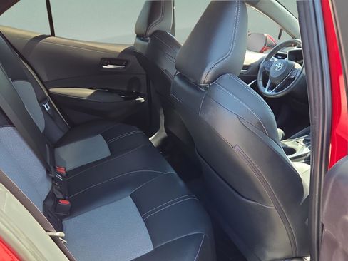 Certified 2023 Toyota Corolla XSE image 30