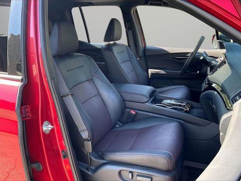 Used 2025 Honda Ridgeline Black Edition image 25