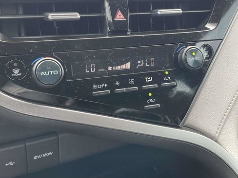 Used 2023 Toyota Camry LE FWD image 29