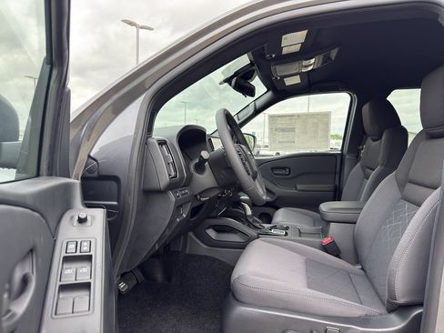 New 2026 Nissan Frontier SV AWD/4WD image 11