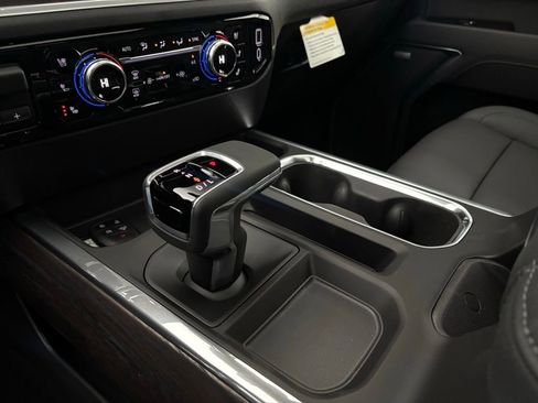 New 2026 GMC Sierra 1500 SLT w/ SLT Premium Package image 28