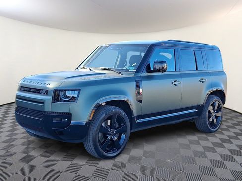 New 2026 Land Rover Defender 110 X-Dynamic SE image 1