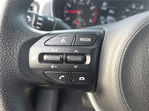 Used 2021 Kia Rio S image 22