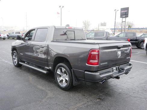 Used 2024 RAM 1500 Laramie AWD/4WD image 5