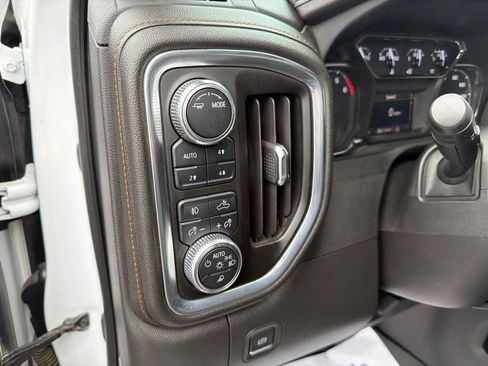 Used 2022 GMC Sierra 1500 AT4 AWD/4WD image 22