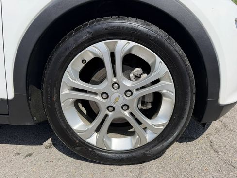Used 2018 Chevrolet Bolt LT FWD image 13