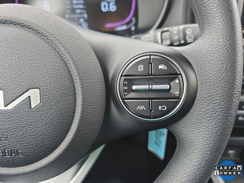 Used 2025 Kia Soul LX w/ LX Technology Package image 17