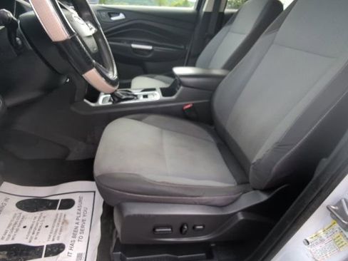 Used 2019 Ford Escape SE AWD/4WD image 24
