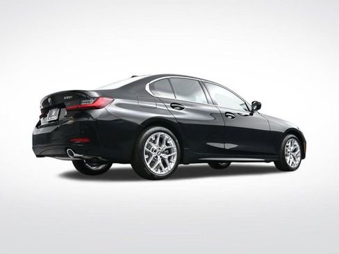 New 2026 BMW 330i xDrive Sedan w/ Convenience Package image 31