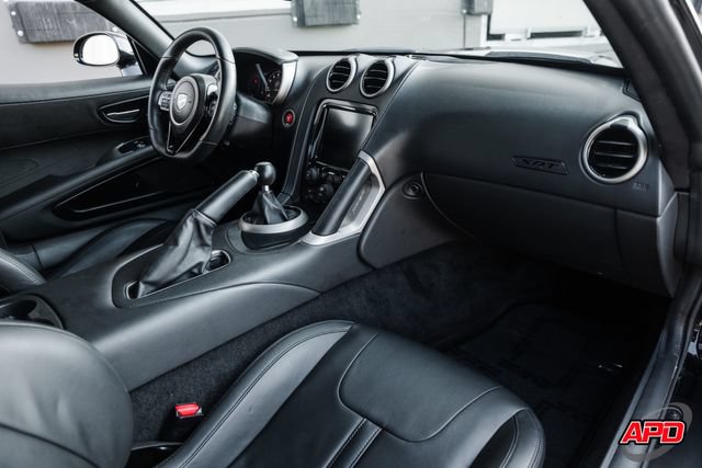 Used 2013 SRT Viper SRT-10 w/ Grand Touring Pkg RWD image 17