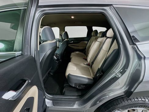 Used 2020 Hyundai Santa Fe SE FWD image 23