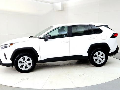 Used 2023 Toyota RAV4 LE image 3