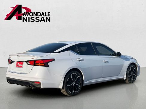 Certified 2023 Nissan Altima 2.5 SR FWD image 6
