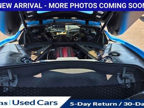 Used 2021 Chevrolet Corvette Stingray Preferred Cpe w/ Z51 Performance Package RWD image 8