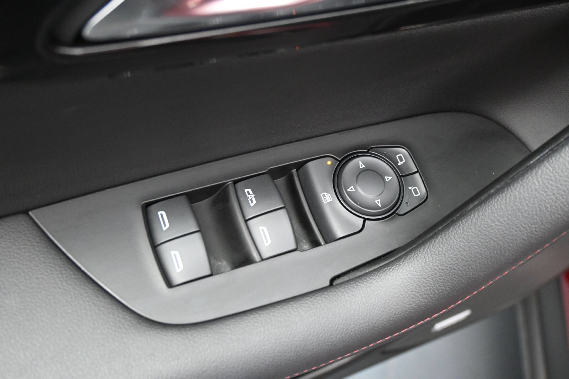 Used 2019 Chevrolet Blazer RS FWD image 19