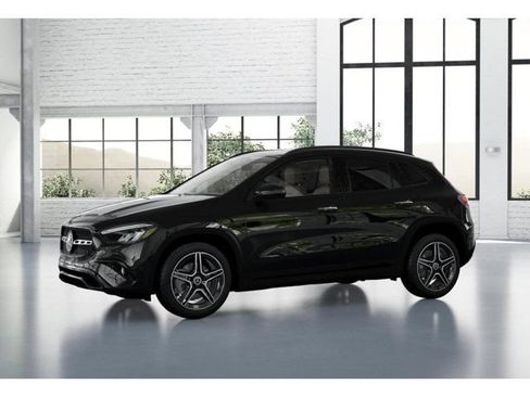 Used 2026 Mercedes-Benz GLA 250 4MATIC image 38
