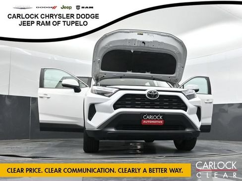 Used 2024 Toyota RAV4 XLE FWD image 53