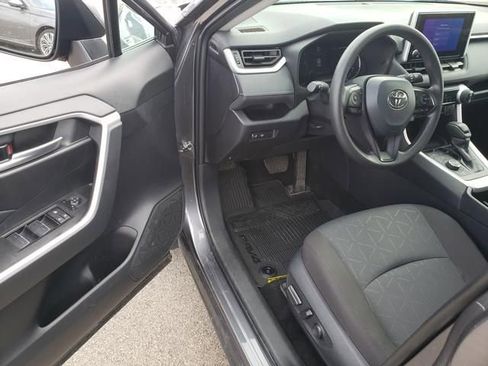 Used 2025 Toyota RAV4 XLE image 10