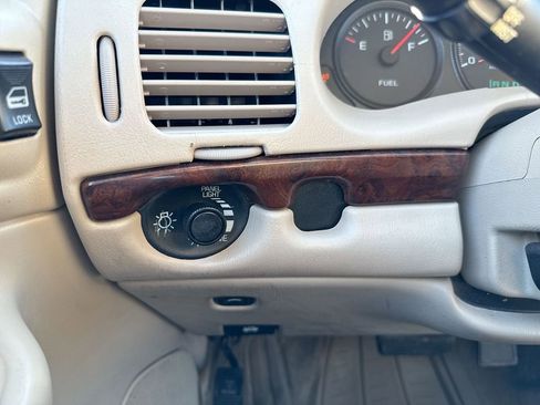 Used 2003 Chevrolet Impala w/ Preferred Equipment Group image 17