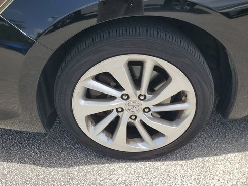 Used 2017 Acura ILX FWD image 3