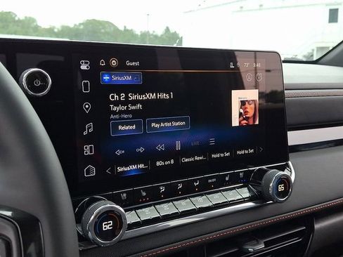 New 2025 Chevrolet Colorado Z71 w/ Midnight Edition image 13