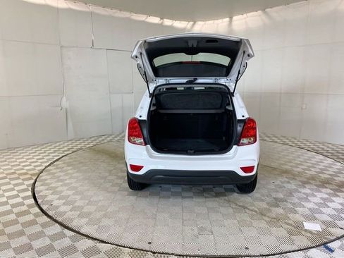 Used 2019 Chevrolet Trax LS FWD image 30