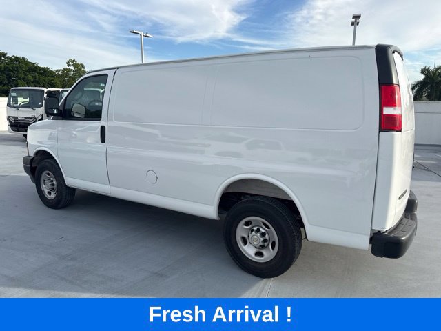 Used 2025 Chevrolet Express 2500 w/ Driver Convenience Package RWD image 13