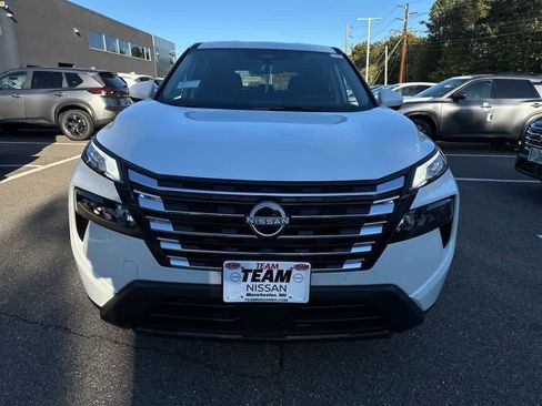 New 2026 Nissan Rogue SV image 2