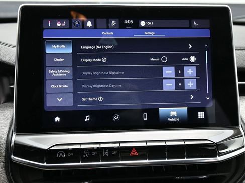 Used 2022 Jeep Compass Latitude image 24