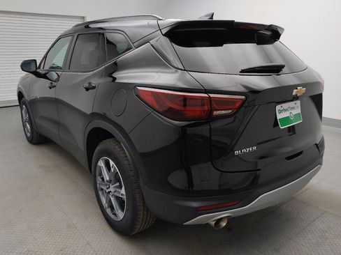 Used 2024 Chevrolet Blazer LT w/ Convenience Package FWD image 5