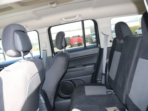 Used 2017 Jeep Patriot Sport w/ Power Value Group image 22