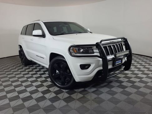 Used 2015 Jeep Grand Cherokee Altitude AWD/4WD image 1