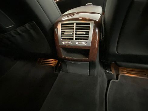 Used 2013 Mercedes-Benz S 550 4MATIC w/ Sport Pkg image 42