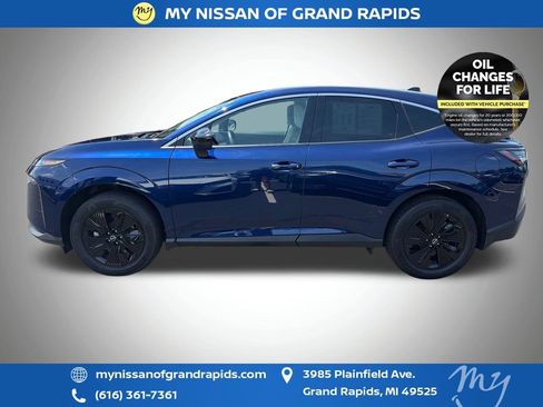 Used 2025 Nissan Murano SV AWD/4WD image 5