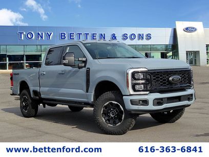 New 2026 Ford F250 Lariat w/ Tremor Off-Road Package