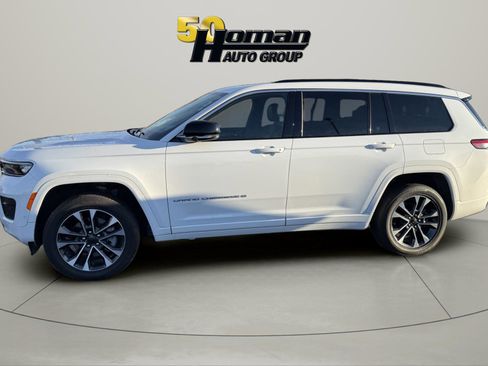 Used 2025 Jeep Grand Cherokee L Overland w/ Advanced Protech Group III image 2