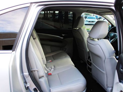 Used 2020 Acura MDX SH-AWD w/ Technology Package image 13