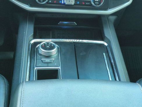 Certified 2022 Ford Expedition XLT RWD image 19