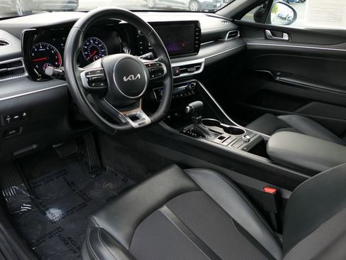 Used 2023 Kia K5 GT-Line image 12