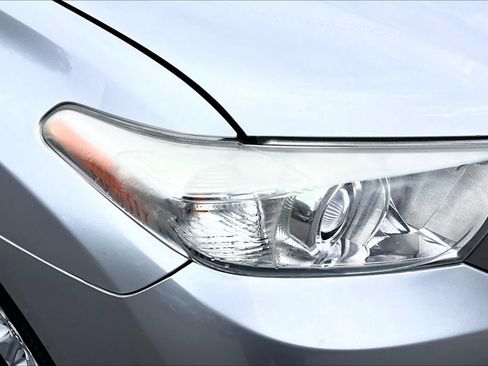 Used 2012 Toyota Highlander 4WD w/ Tech Pkg image 25