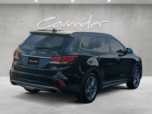 Used 2017 Hyundai Santa Fe Limited AWD/4WD image 16
