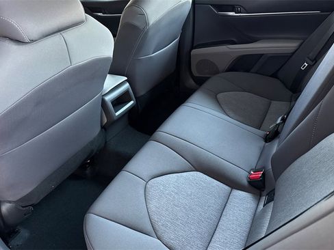 Used 2024 Toyota Camry LE image 11