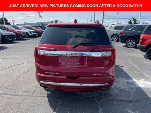 Used 2021 GMC Acadia Denali w/ Denali Ultimate Package AWD/4WD image 6