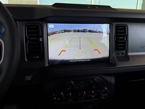 New 2026 Ford Bronco 4-Door image 6