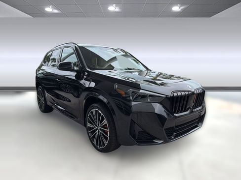 Used 2025 BMW X1 xDrive28i w/ Technology Package AWD/4WD image 7