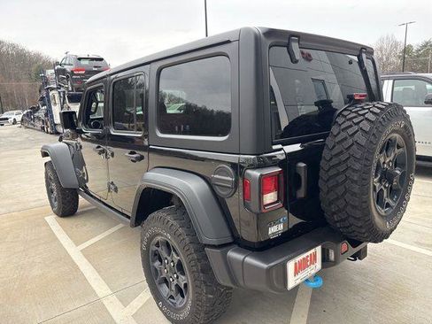 Used 2023 Jeep Wrangler Unlimited AWD/4WD image 8