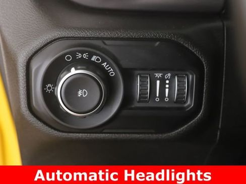 Used 2019 Jeep Wrangler Sport w/ Quick Order Package 24S AWD/4WD image 19
