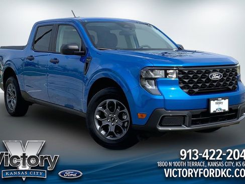 Used 2025 Ford Maverick XLT FWD image 1